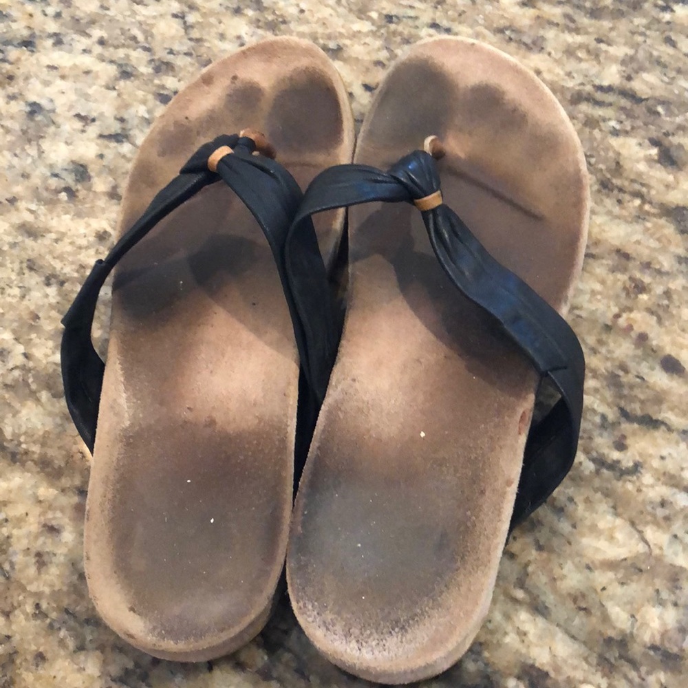 Emu Sandals